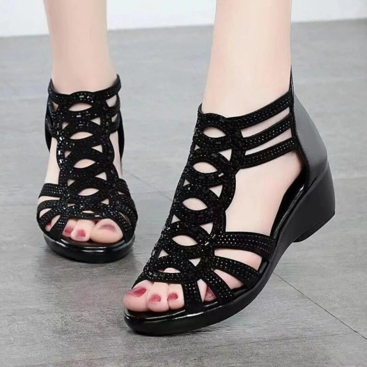 2023 Estate Nuova Pelle Morbida Sandali Romani Donne Suola Morbida Outwear Scarpe Con Zeppa da Donna Moda Casual Designer Scarpa