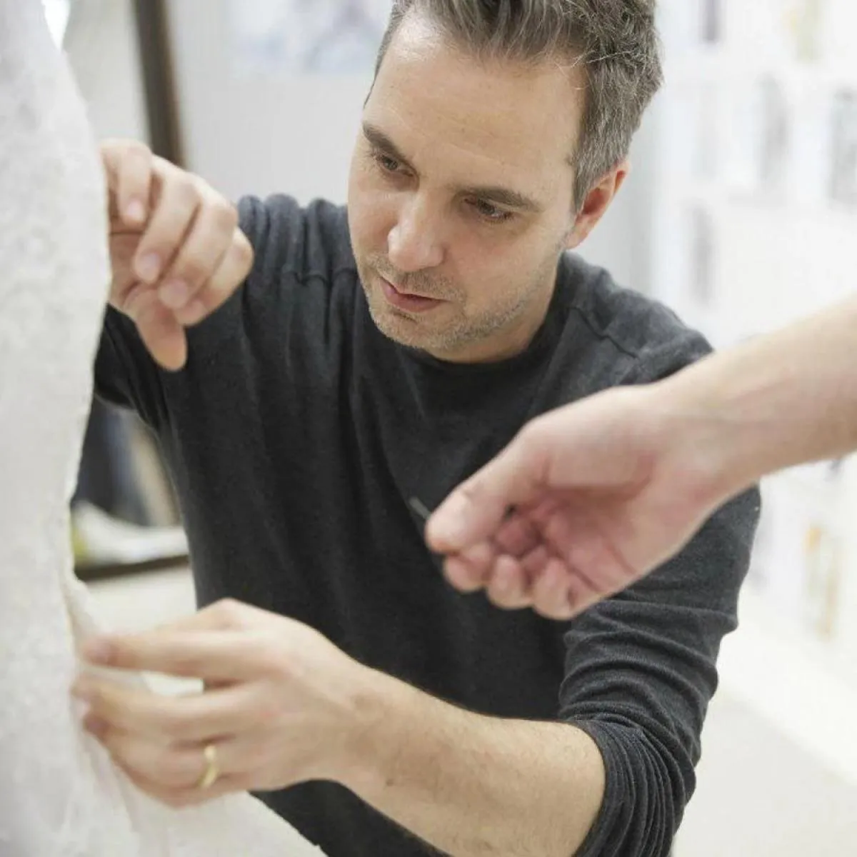 2024 abiti da sera in tulle moda primaverile con mini abito in pizzo con sovrapposizione di halter in rete abito da ballo formal