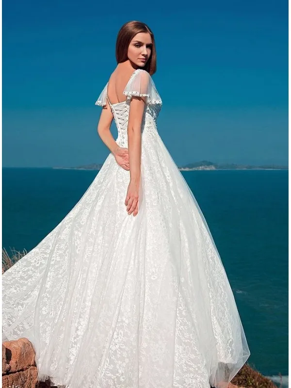 Abito da Sposa in pizzo con maniche corte e gonna elegante in pizzo macrame