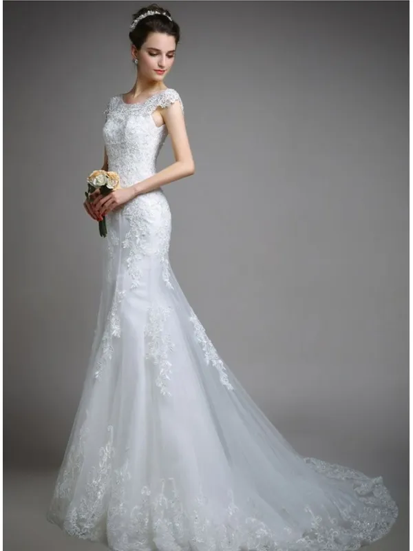 Abito da Sposa Online di Pizzo girocollo con gonna scivolata in pizzo