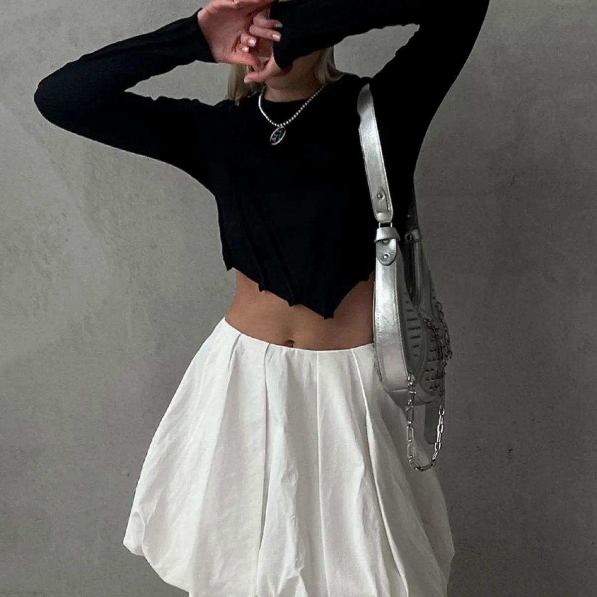 Clacive Casual Allentato Gonna da Donna Bianca 2023 Elegante Metà di Vita Office Lady Mini Gonne Moda Pieghe Faldas Femminile Cl