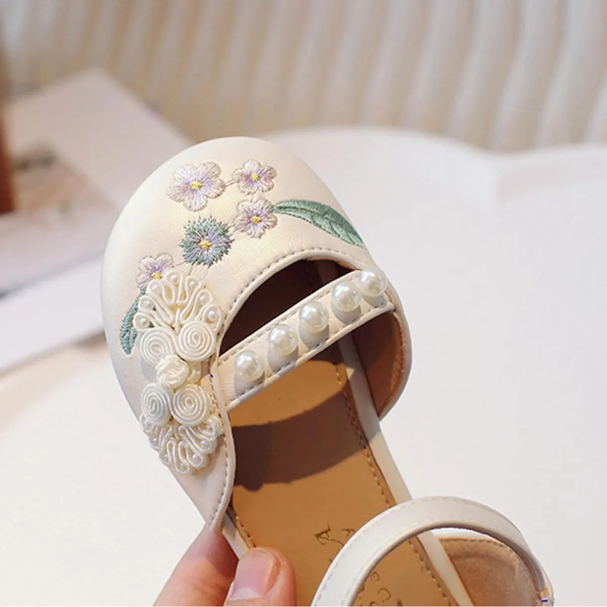 Estate tradizionale stile cinese scarpe per bambini sandali per ragazze eleganti sandali ricamati per scarpe cosplay Hanfu per r