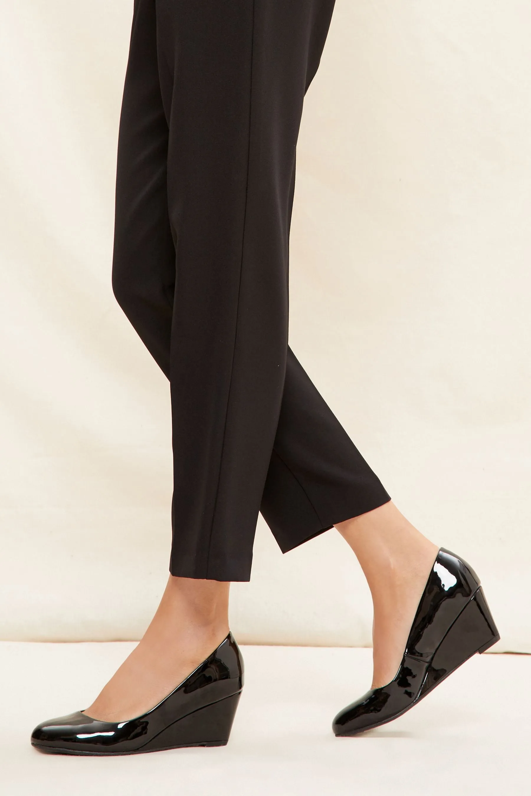 Friends Like These - Décolleté in vernice con zeppa Scarpe
