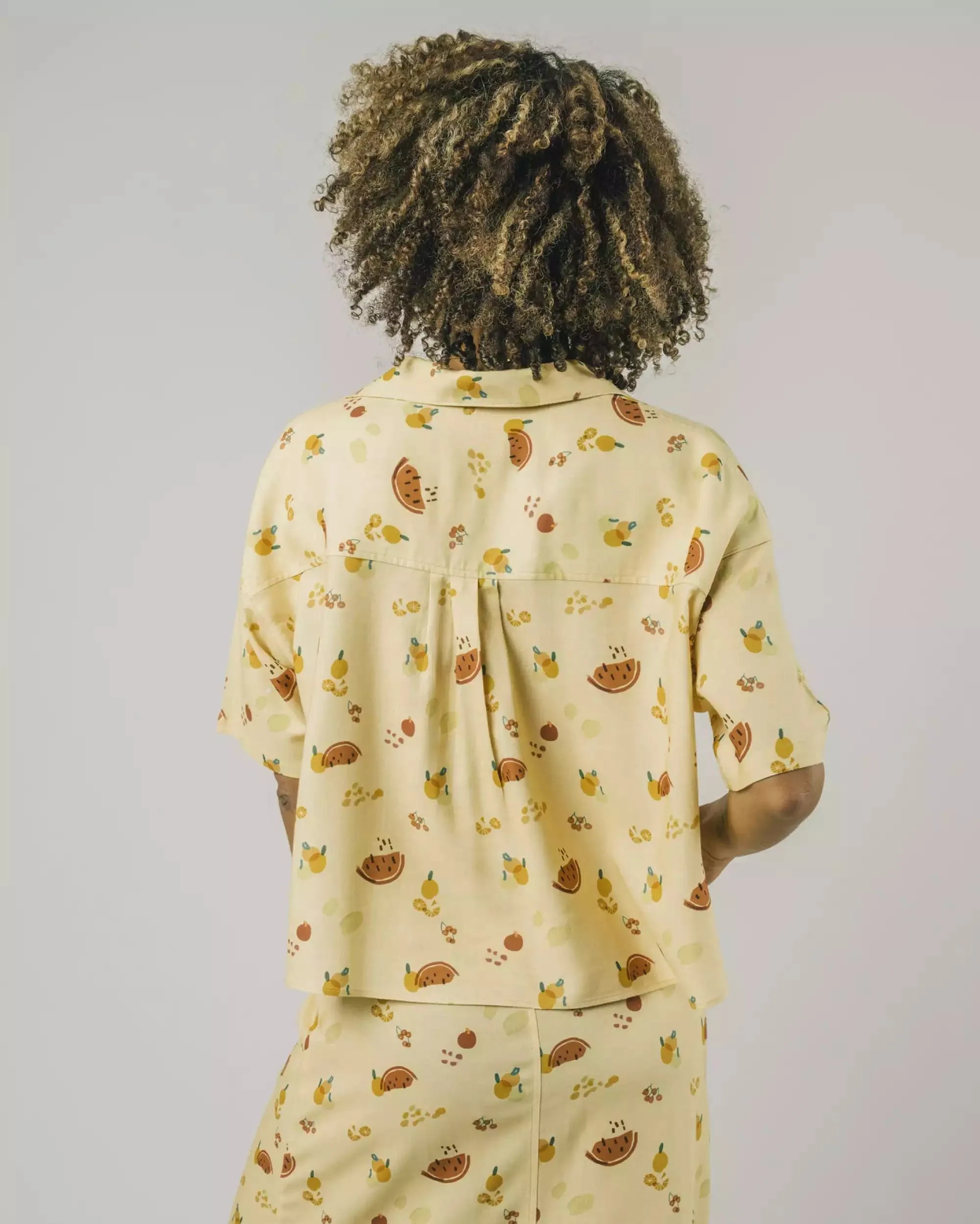 FRUITS OVERSIZE CROPPED BLOUSE
