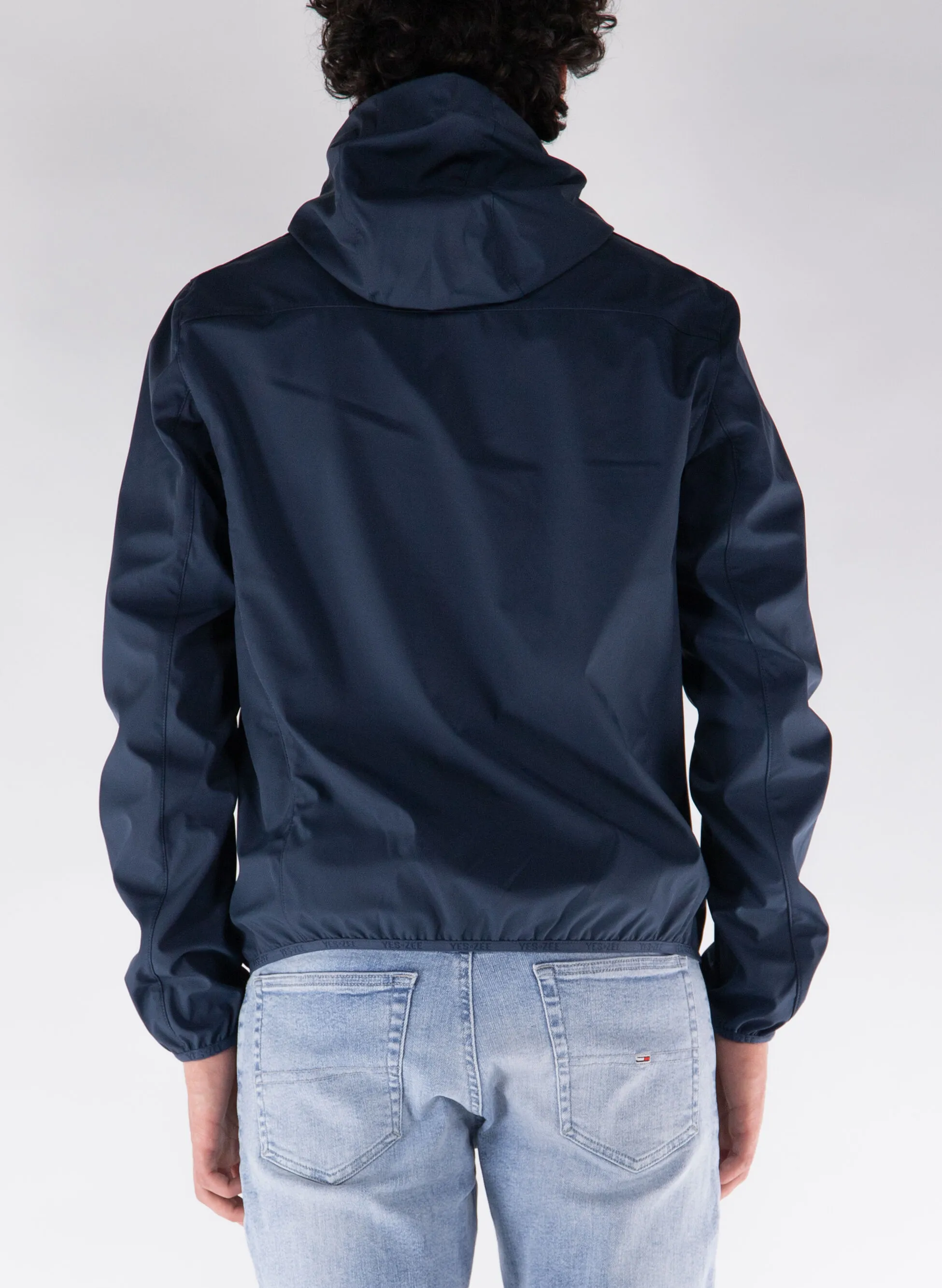 giacca full zip softshell con cappuccio