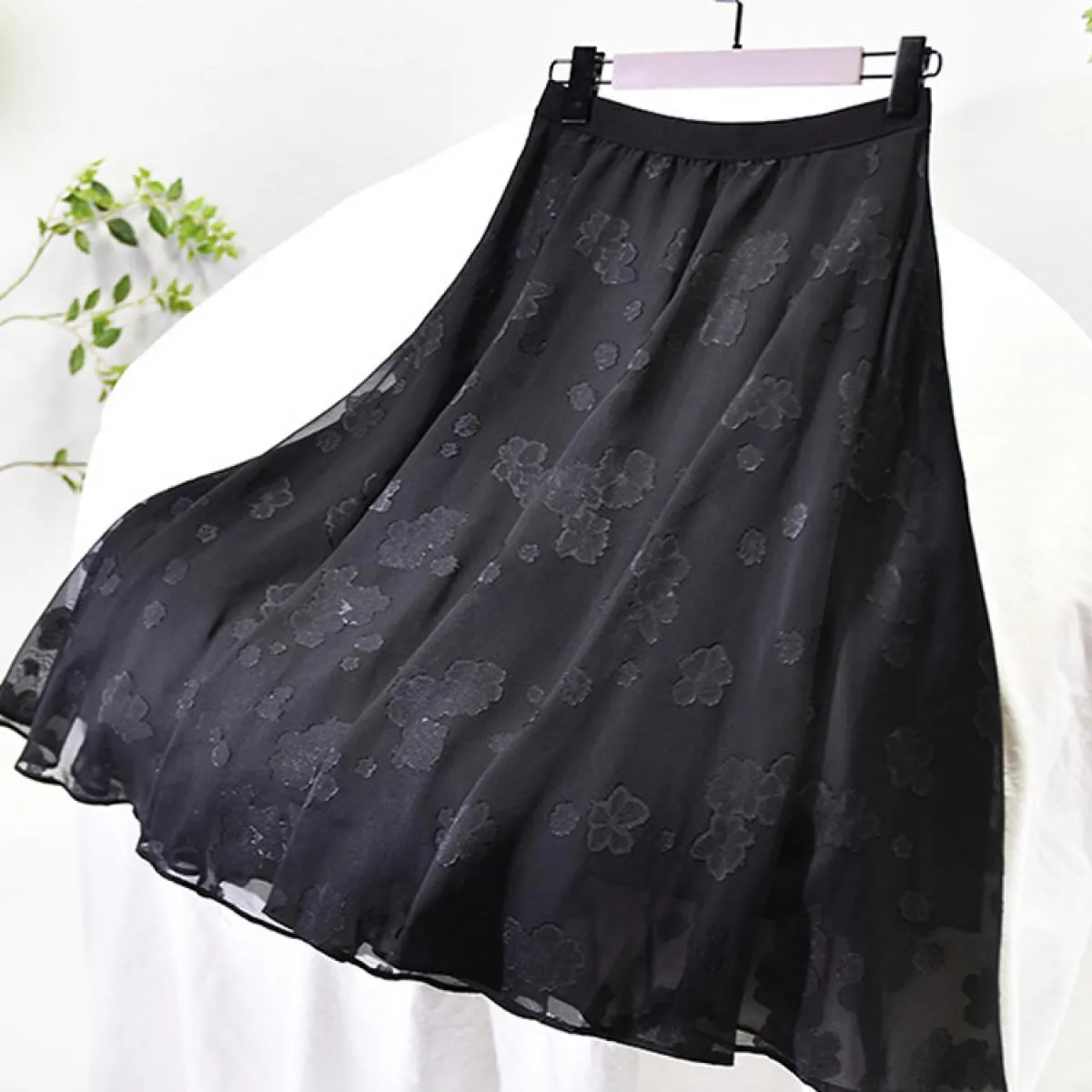 Gonna floreale elegante a pois stereoscopica da donna Cerniera invisibile Elastica a vita alta a pieghe Gonne in rete nera 2022