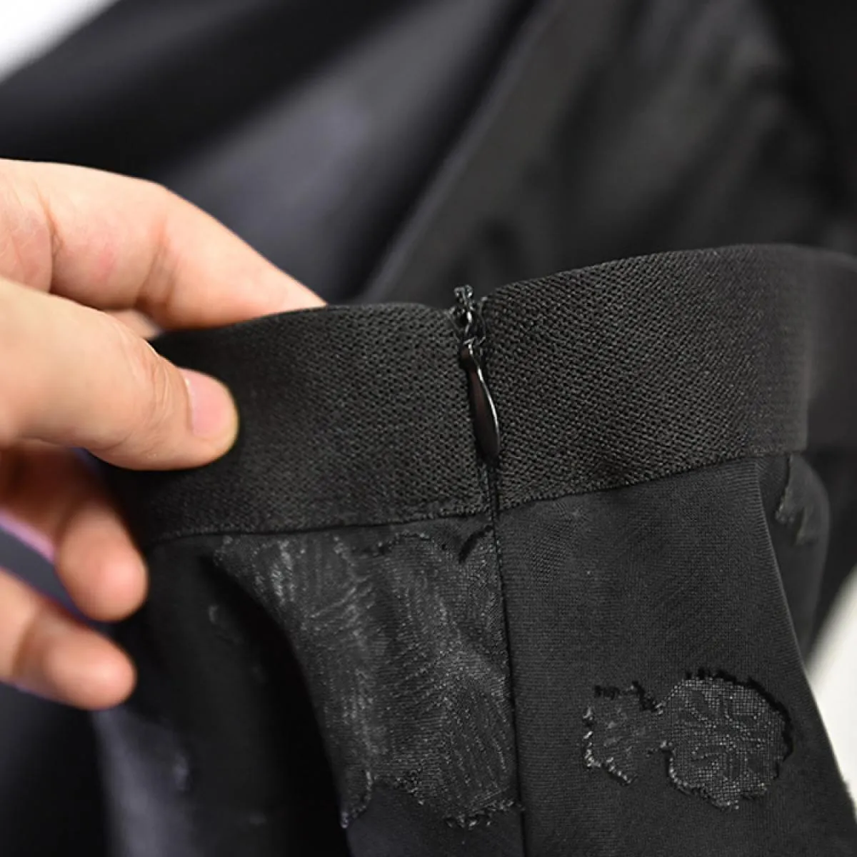 Gonna floreale elegante a pois stereoscopica da donna Cerniera invisibile Elastica a vita alta a pieghe Gonne in rete nera 2022