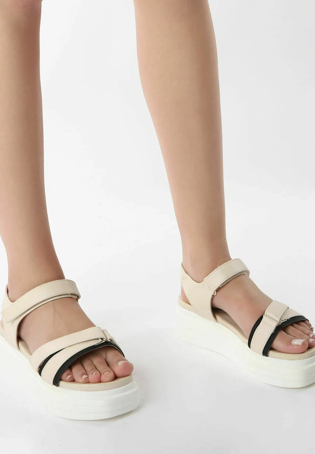 GUARCETO - Sandali con plateau