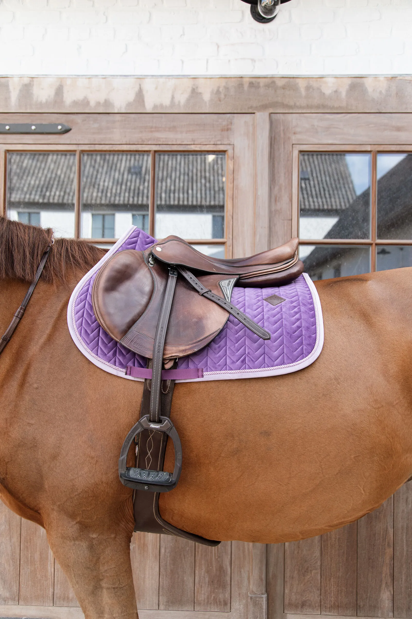 Kentucky Horsewear Sottosella da salto in velluto a contrasto