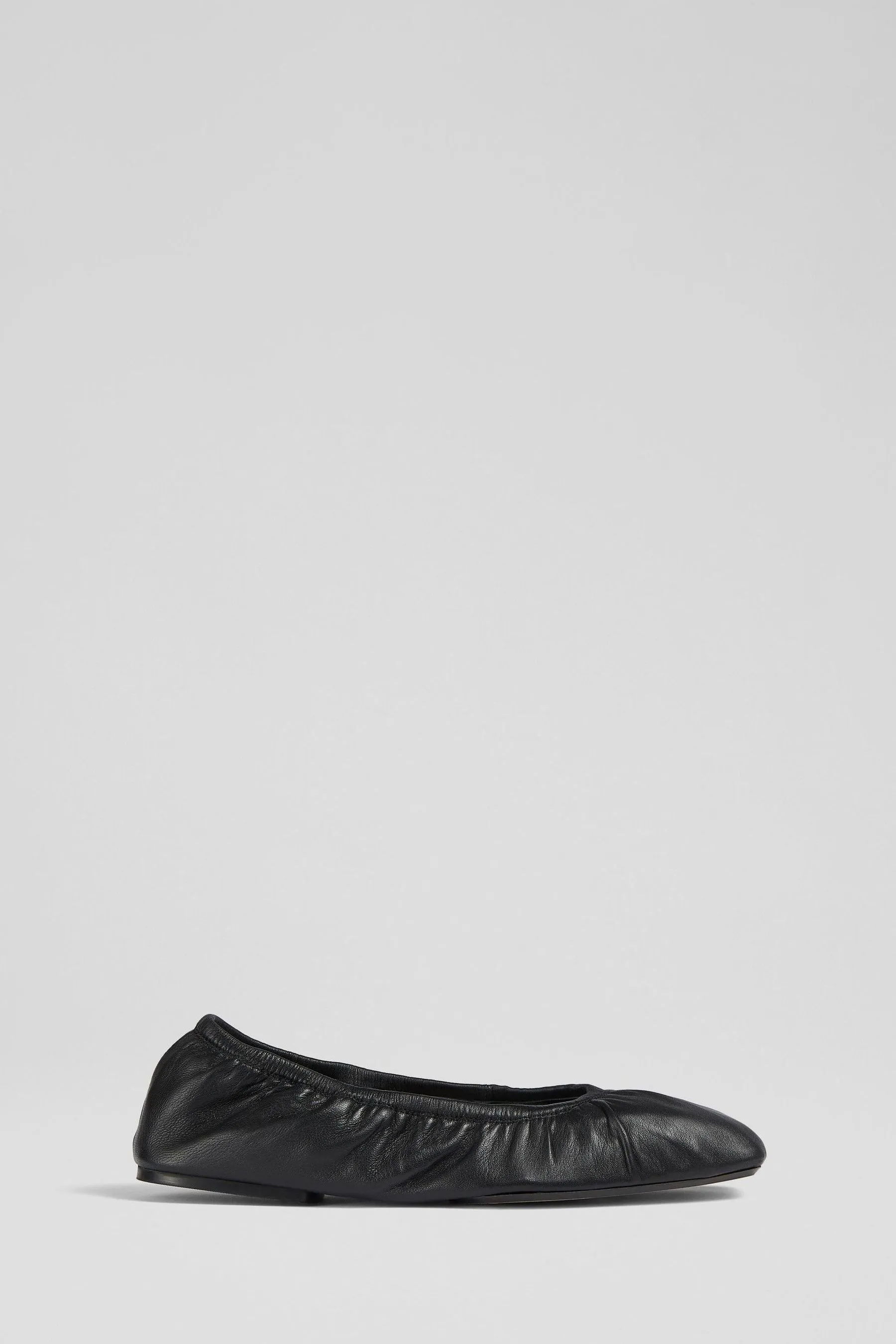 LK Bennett - Tayla - Nero a pieghe écru - Scarpe basse