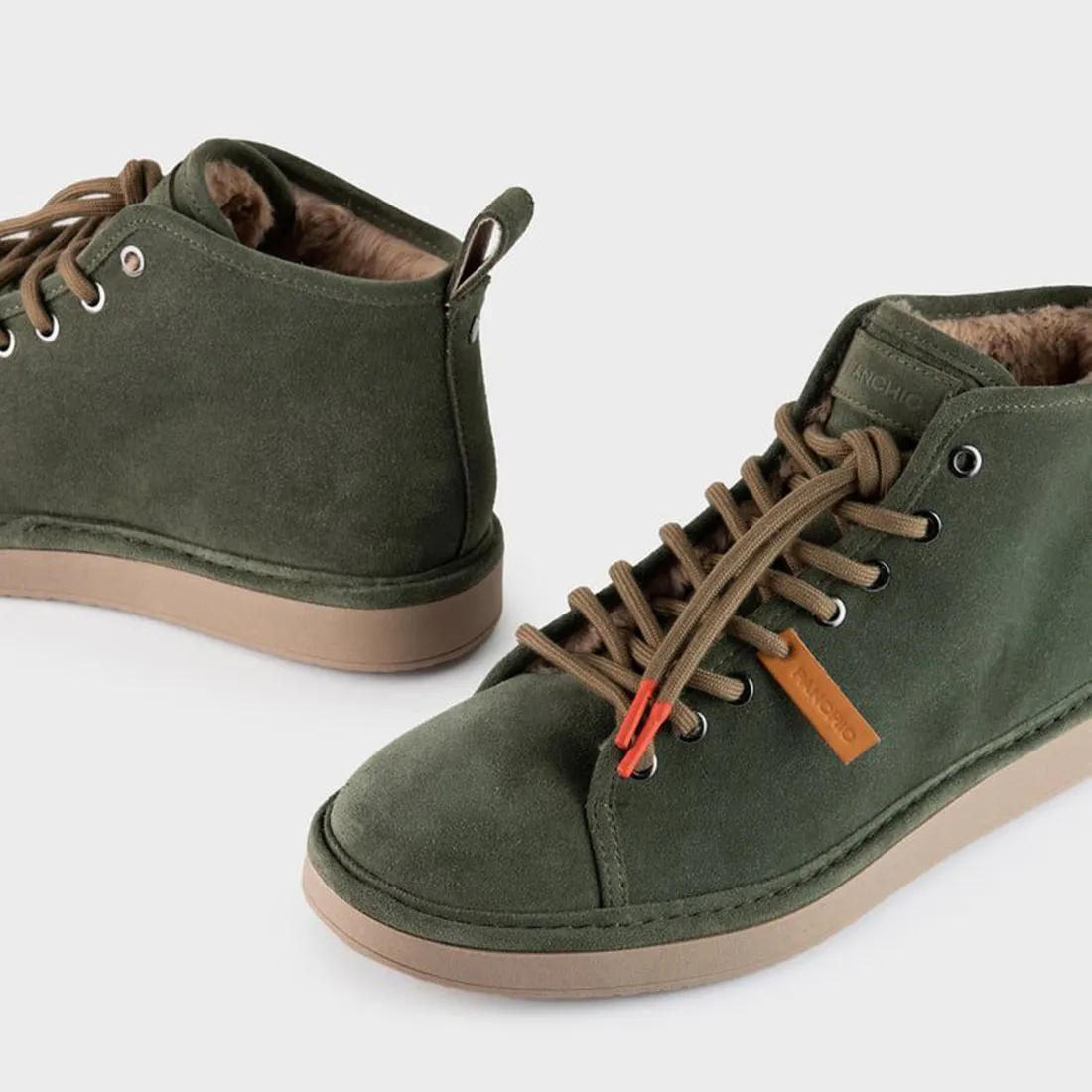 Polacchino Panchic P01 verde in suede con fodera in eco-pelliccia
