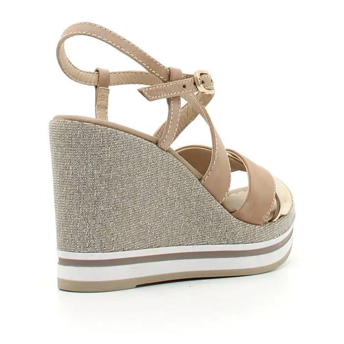 SANDALI CON ZEPPA IN PELLE