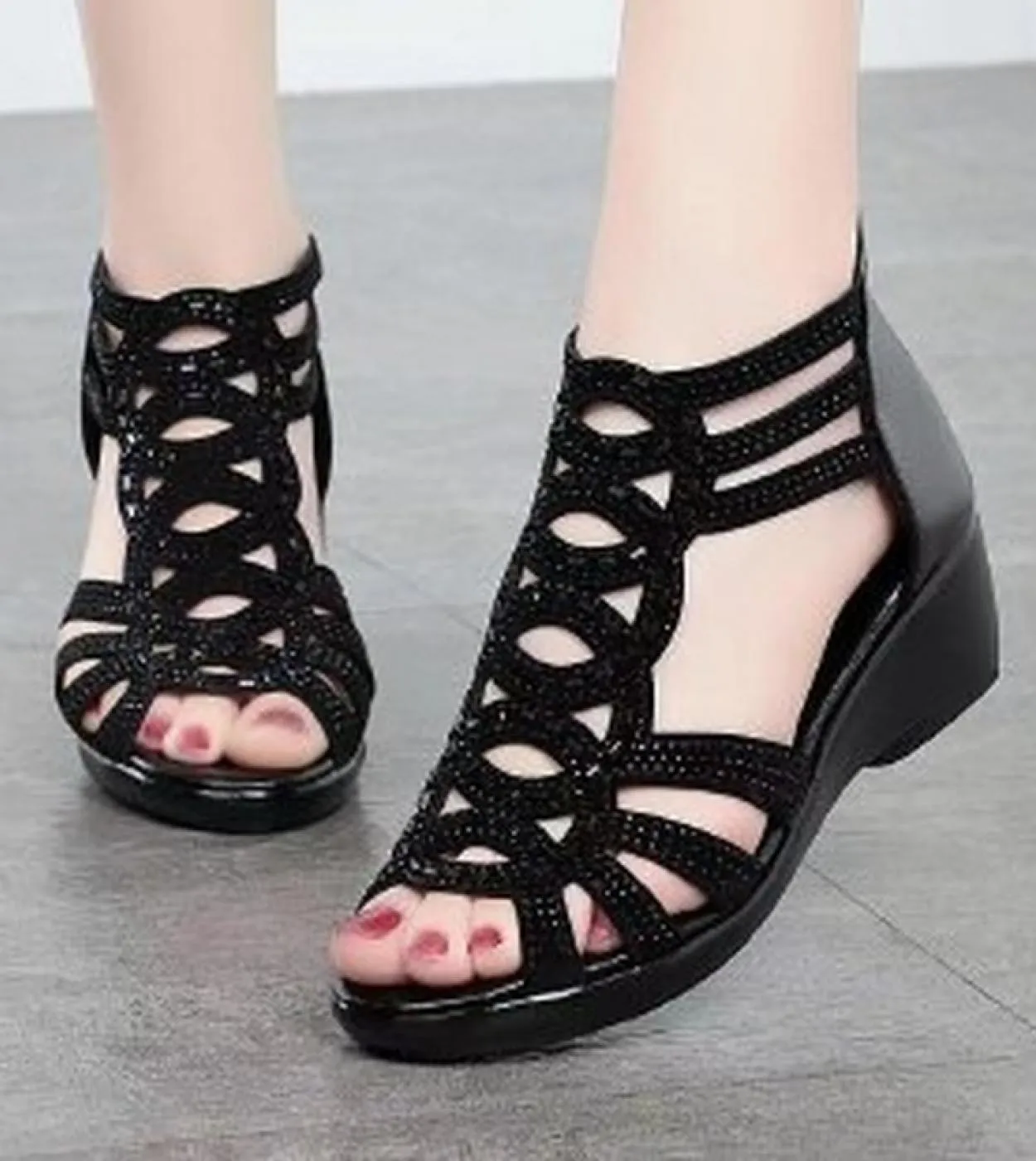 Sandali Donna 2022 Estate Tacco Grosso Scarpe Mamma Moda Capispalla Sandali da donna Scarpe con zeppa da donna Sandali da donna