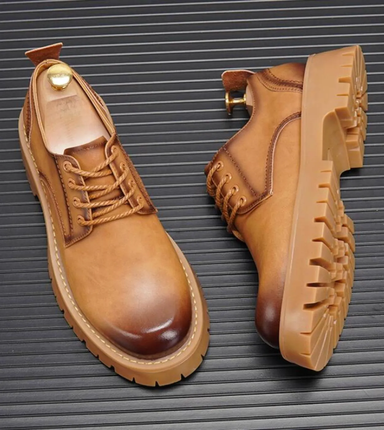 Scarpe da festa con plateau da uomo traspiranti Scarpe eleganti da uomo bianche con suola spessa Scarpe casual da uomo daffari
