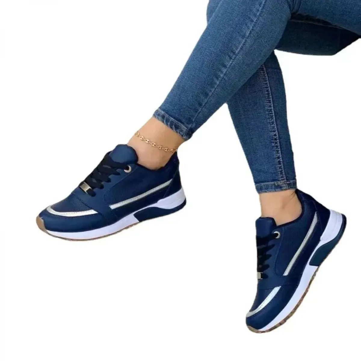 Scarpe da ginnastica da donna in vendita Moda punta tonda scarpe con plateau piatte Caual colori misti Sneakers stringate da cor