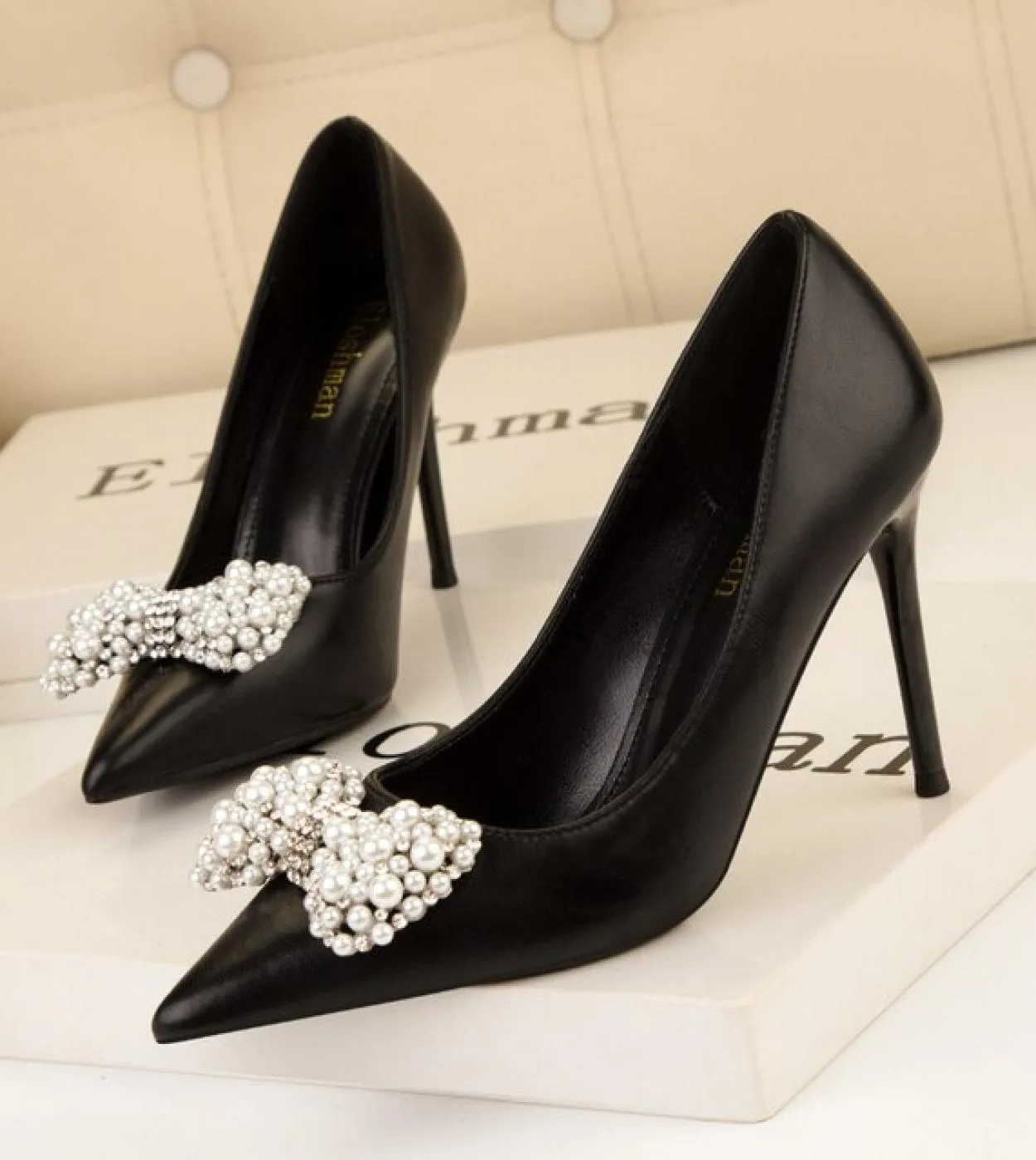 Scarpe da sposa Donna Eleganti Décolleté con fiocco in perle a punta Scarpe in morbida pelle Scarpe con tacchi alti alla moda Sc