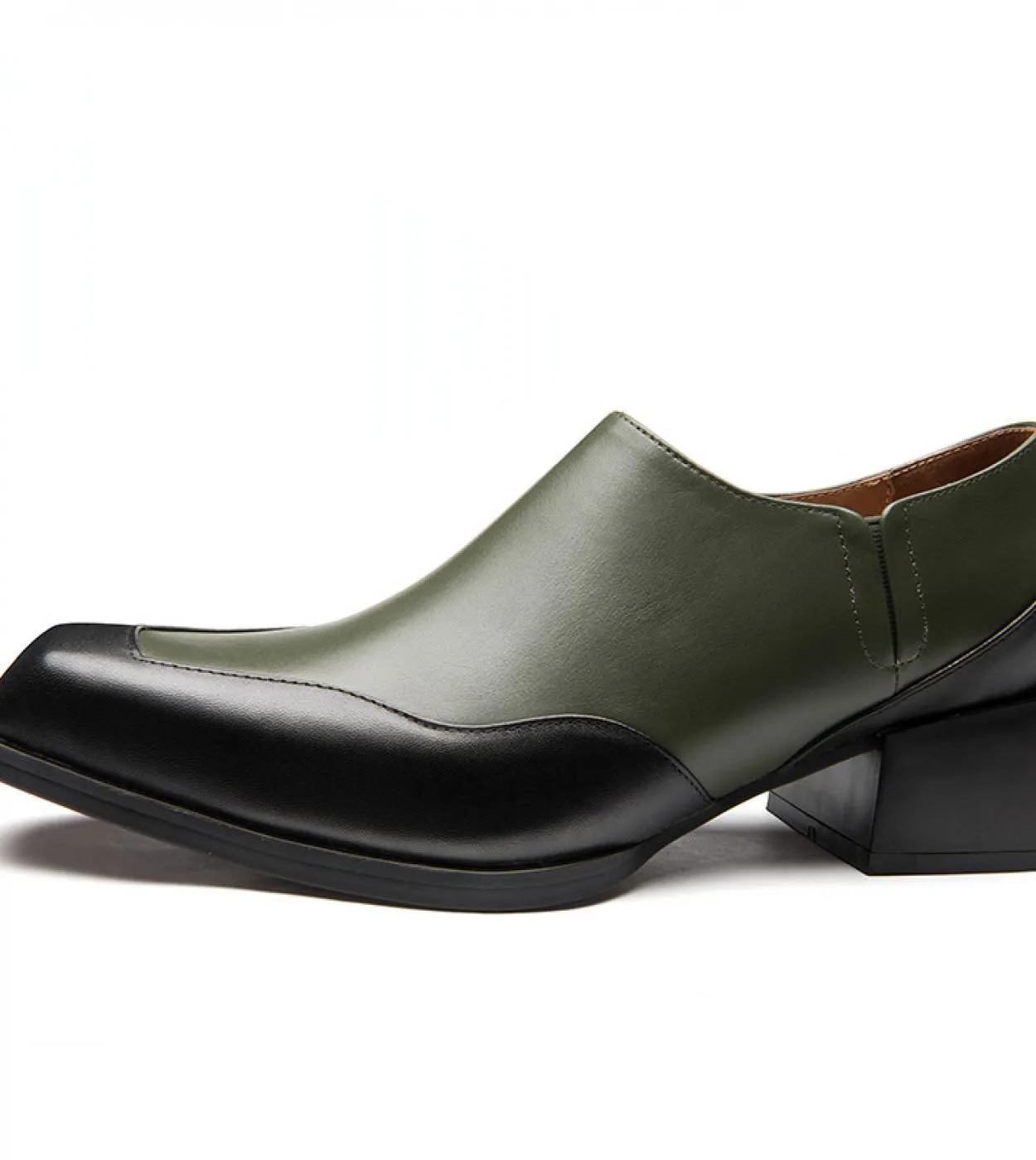 Scarpe eleganti da uomo in vera pelle di lusso 2022 Tendenza autunnale Nuovo stile Moda Scarpe casual in pelle da uomo verde con