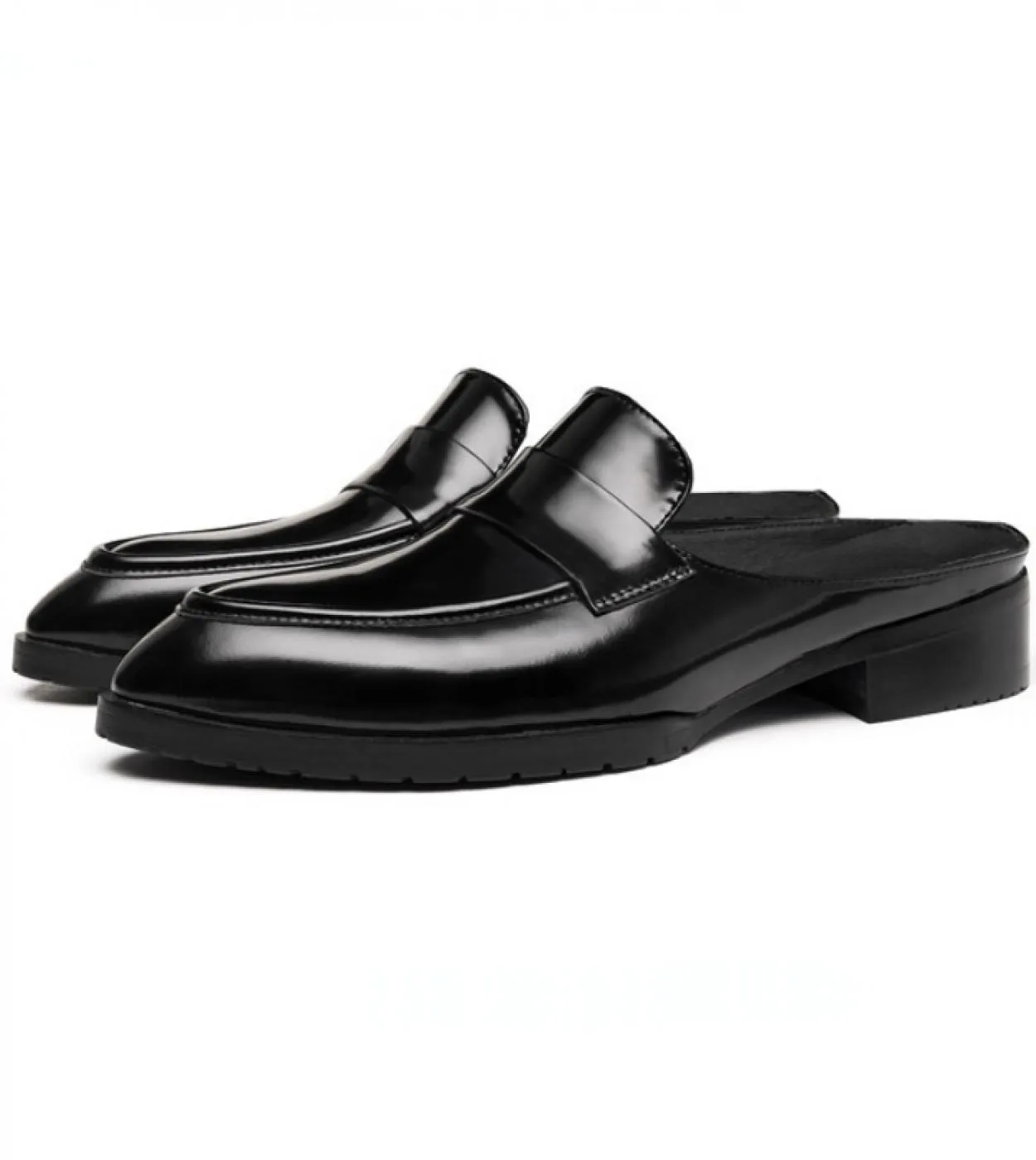 Scarpe eleganti da uomo nere Mezze pantofole Scarpe da ufficio estive da uomo in vera pelle di lusso Sandali casual traspiranti