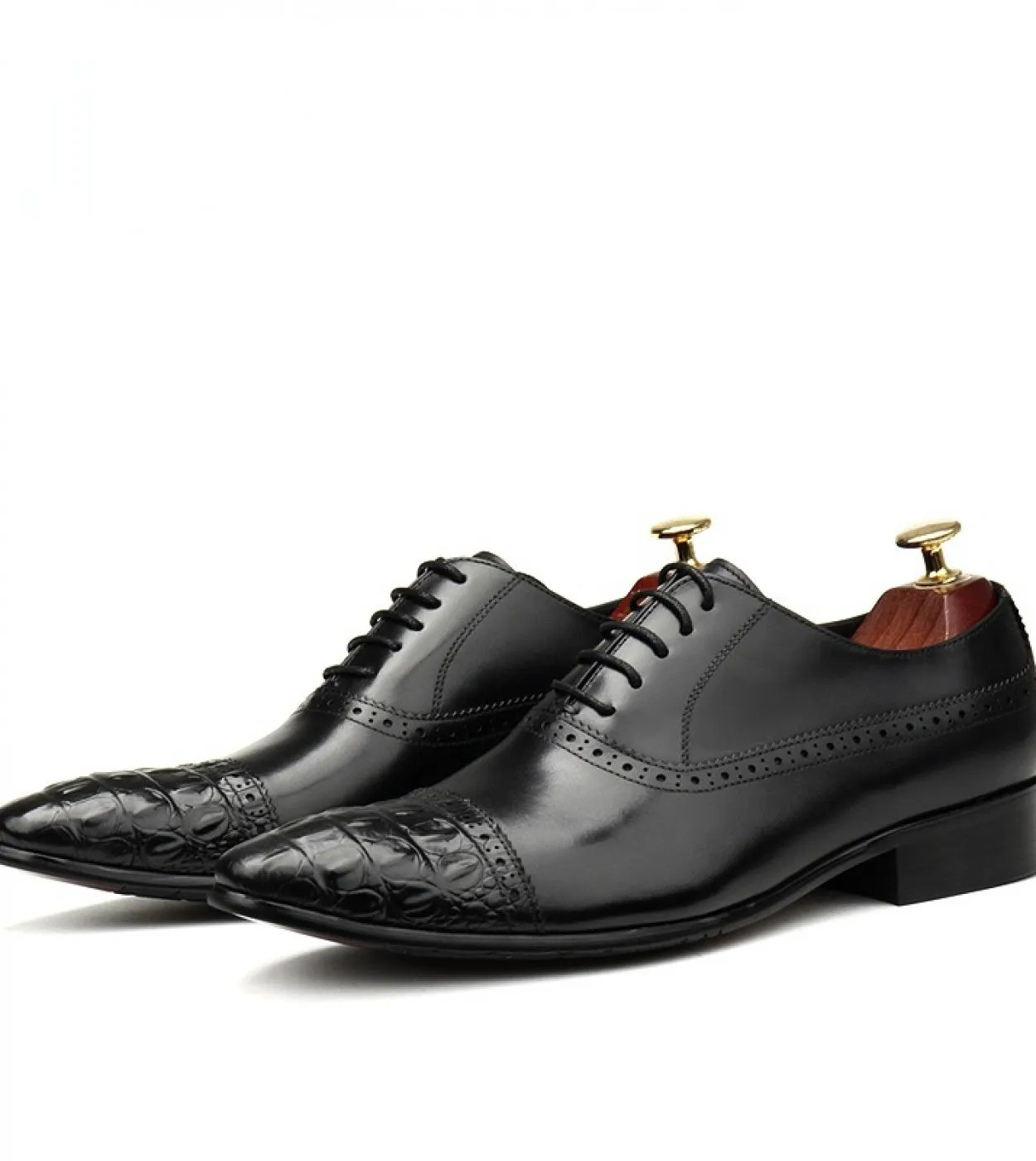 Scarpe eleganti nere da uomo Scarpe da uomo di lusso in vera pelle alla moda con motivo a coccodrillo in pelle verniciata da spo