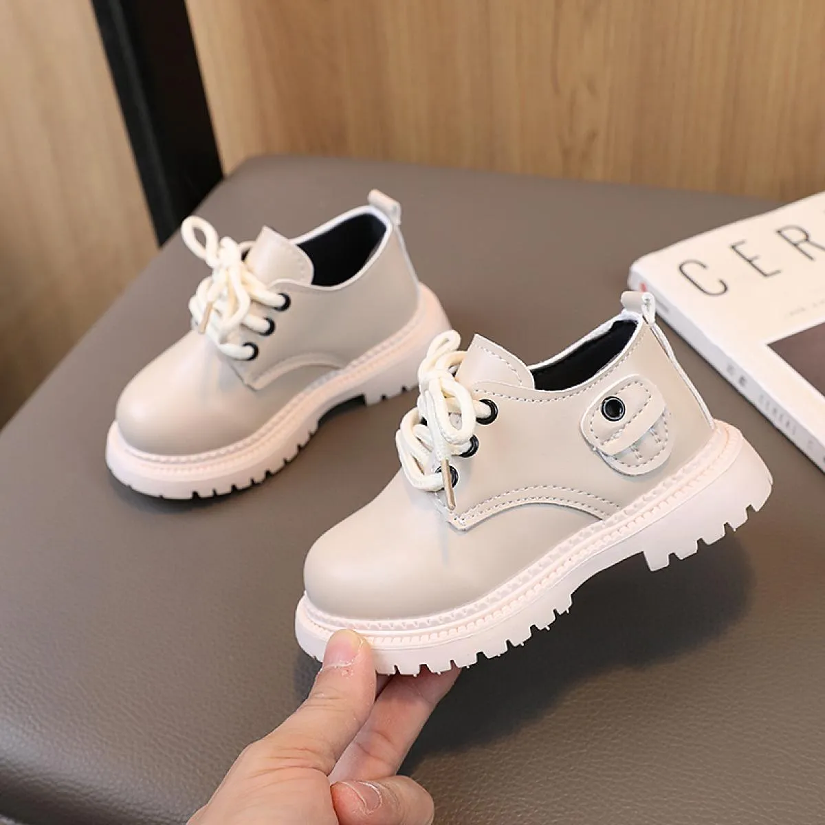 Scarpe in pelle da gentiluomo per ragazzini Scarpe eleganti per neonato in stile inglese per il tempo libero Nuove scarpe firmat