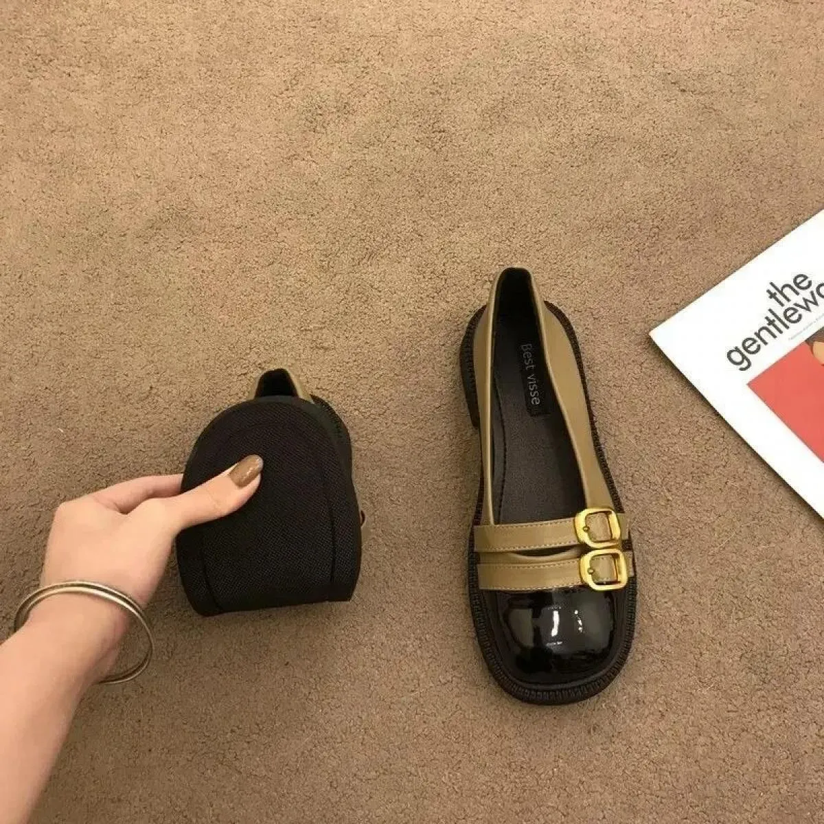 Scarpe stile nero da donna Tacco basso gotico bianco Calzature estive eleganti da donna Punta tonda