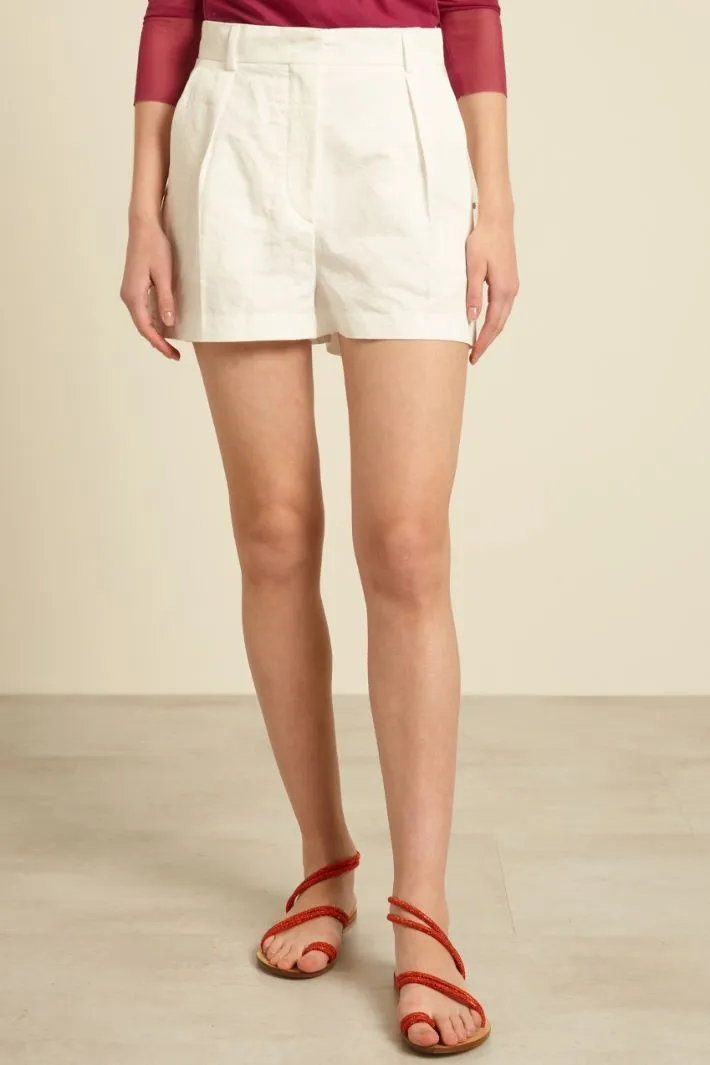 Shorts in cotone e lino
