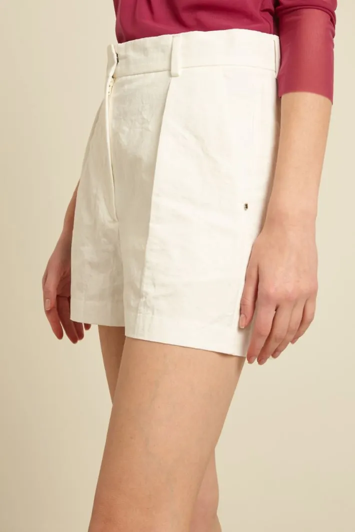 Shorts in cotone e lino