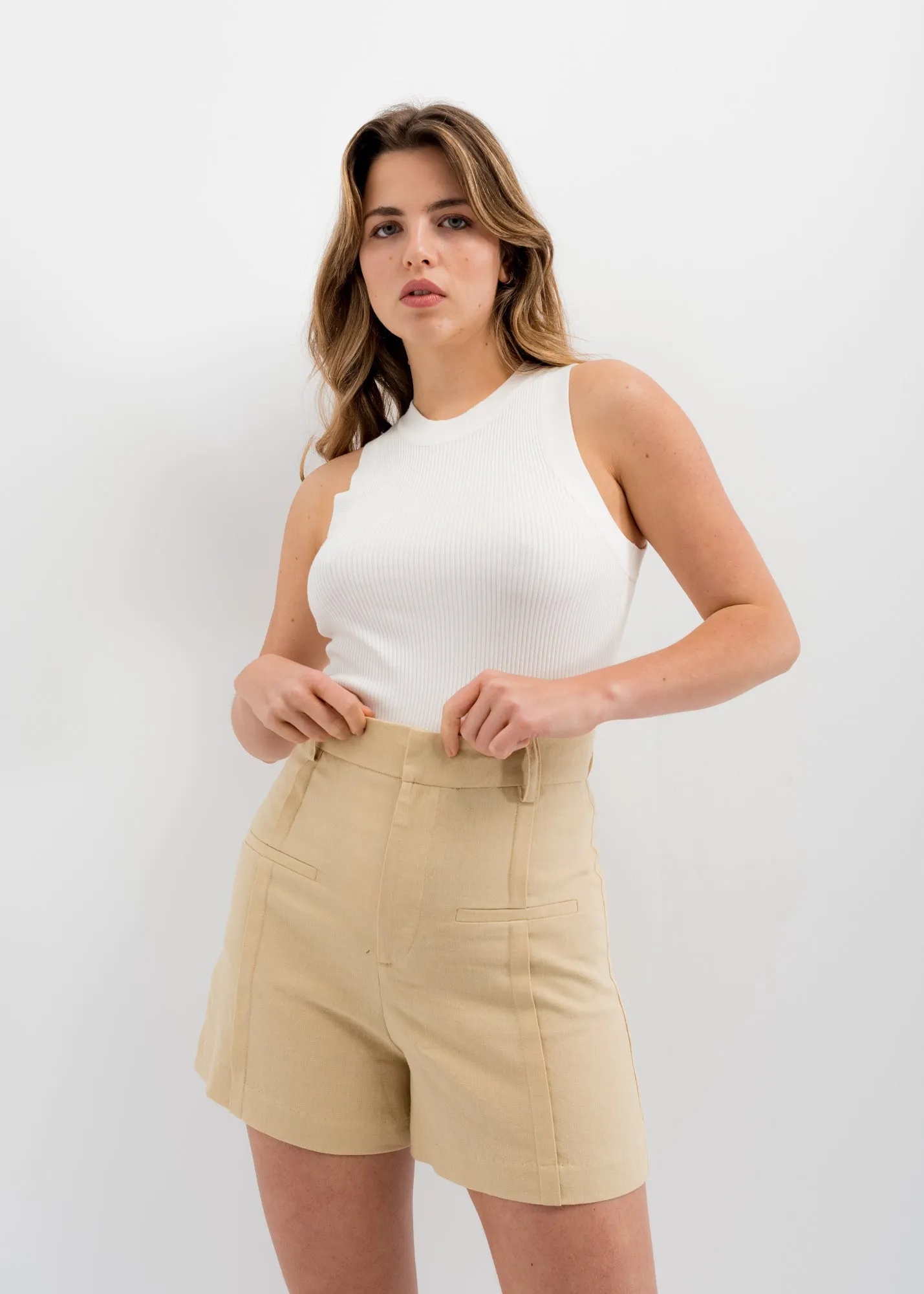 Shorts tiro alto