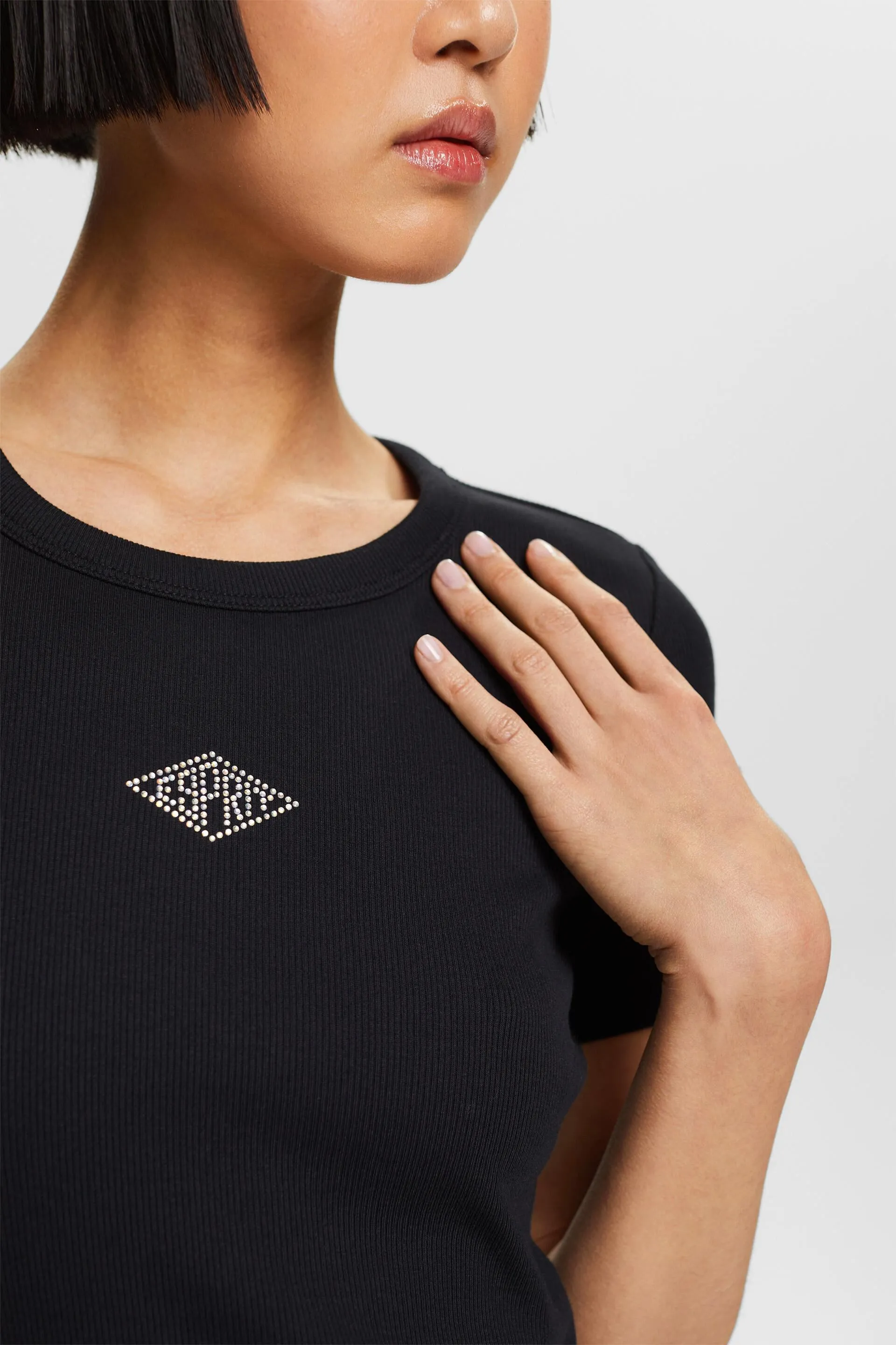 T-shirt con logo e strass