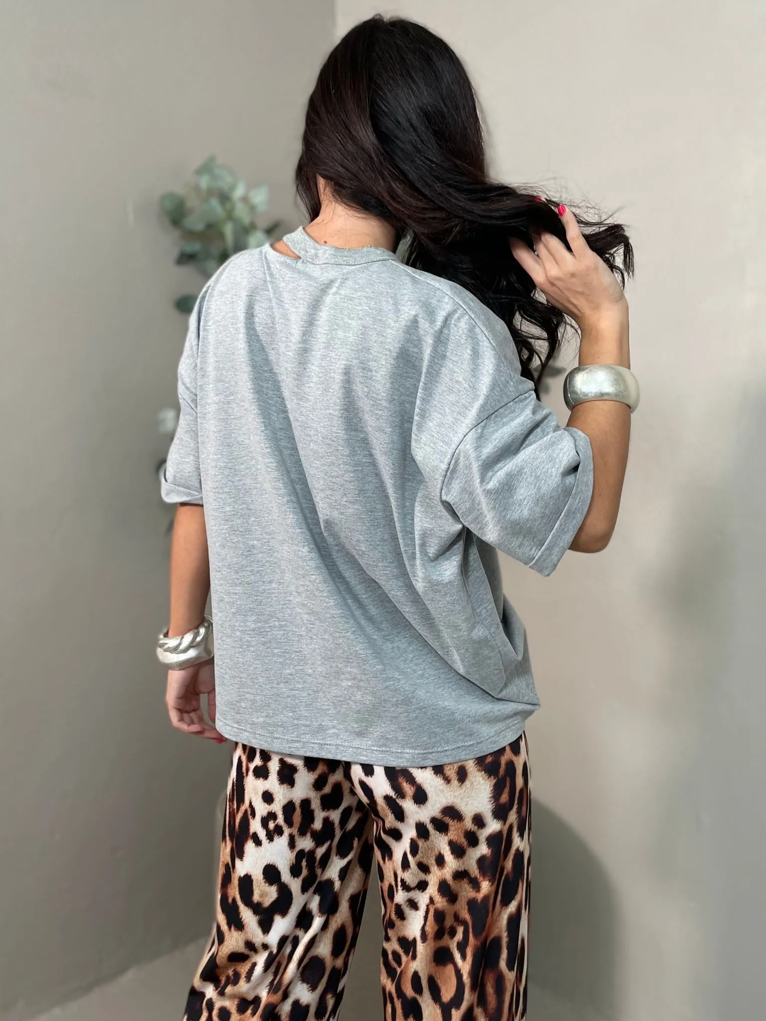 T-shirt Cut Out Grigia Vicolo