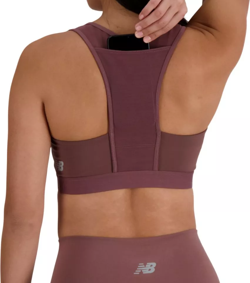 Top e Reggiseni New Balance Sleek Medium Support Pocket Sports Bra
