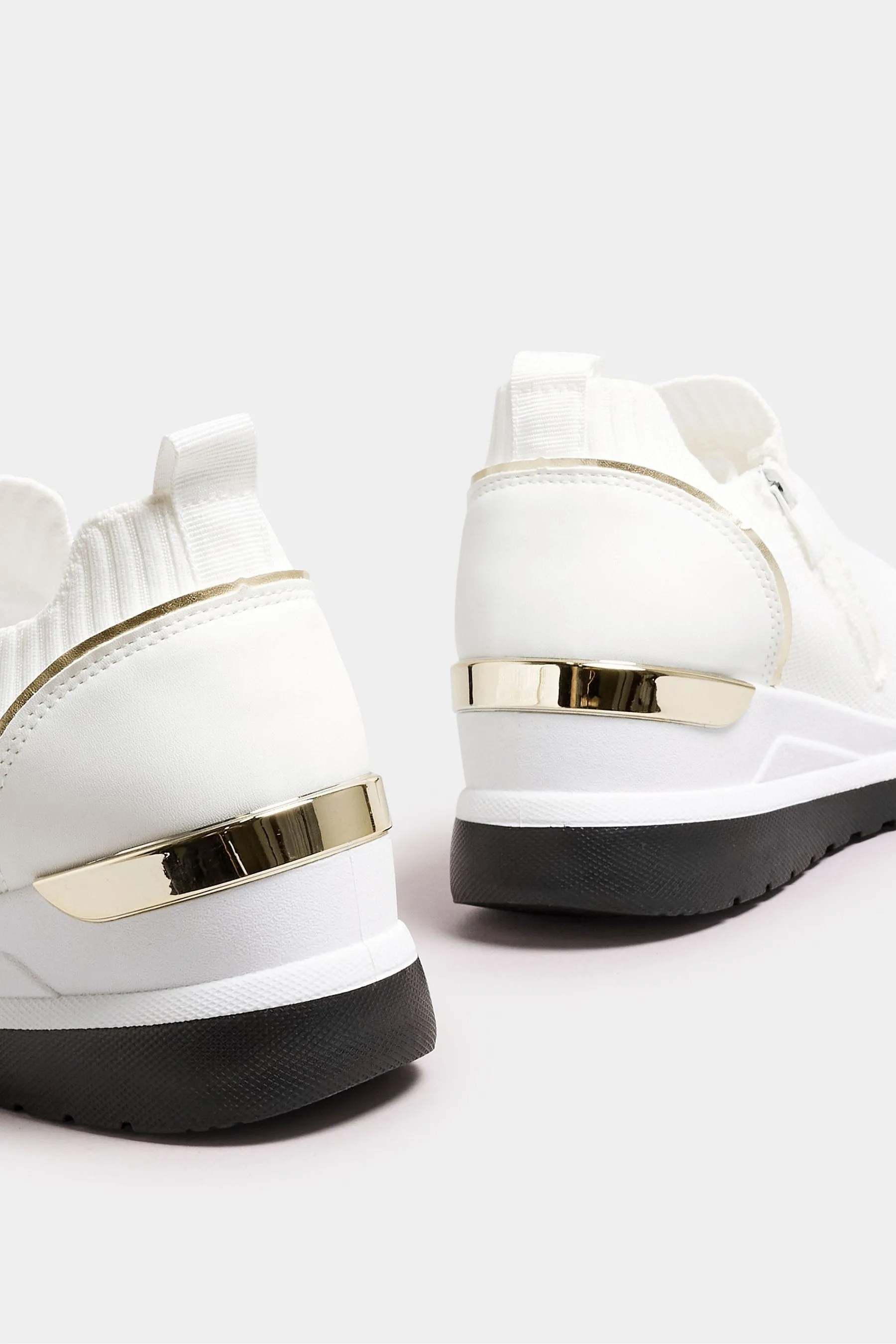 Yours Curve - Scarpe da ginnastica meic con plateau e vestibilità ampia